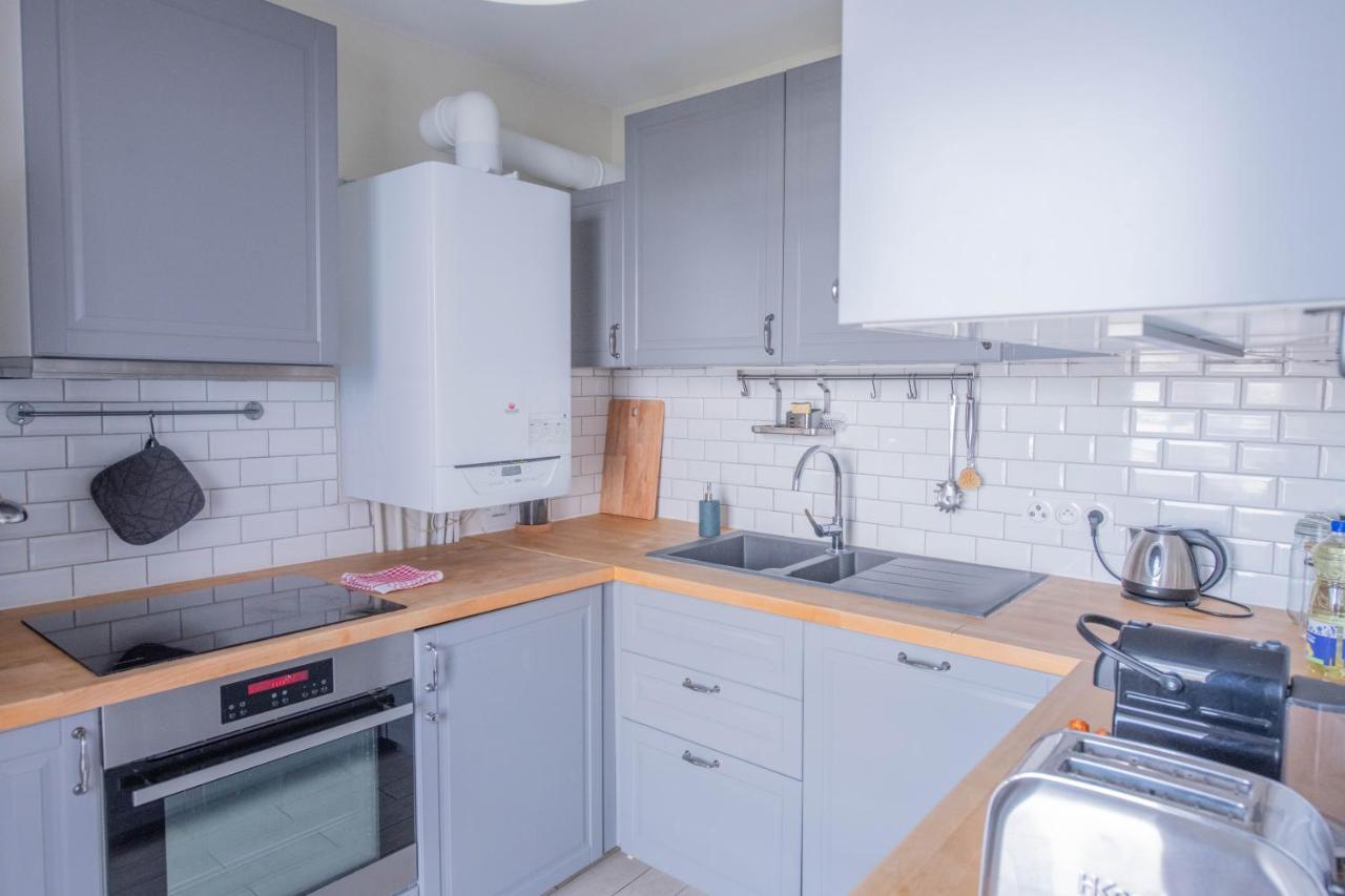 Machouart Le Duplex -Parking Gratuit Equipee Commodites- Apartment Aubervilliers Ngoại thất bức ảnh